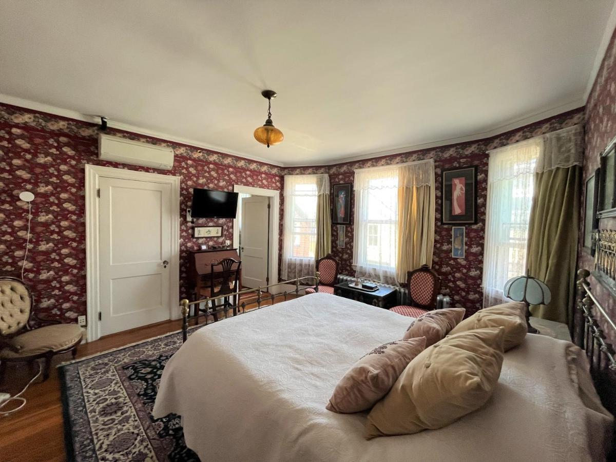 אובורן Munroe Inn Boutique Hotel חדר תמונה
