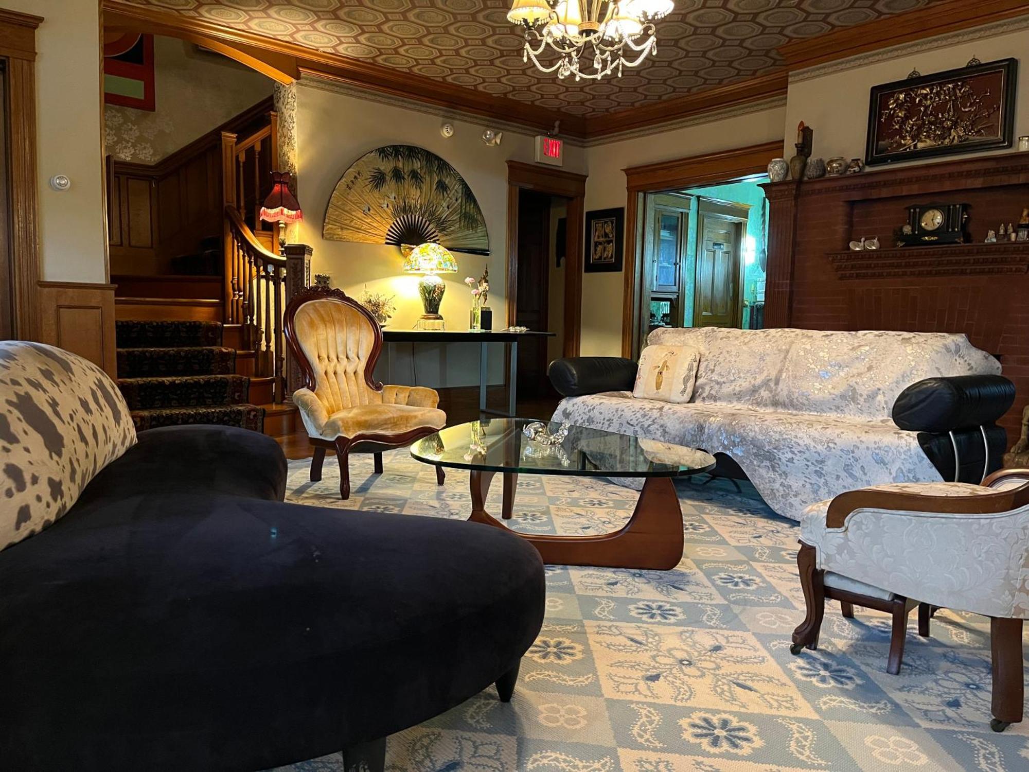 אובורן Munroe Inn Boutique Hotel מראה חיצוני תמונה